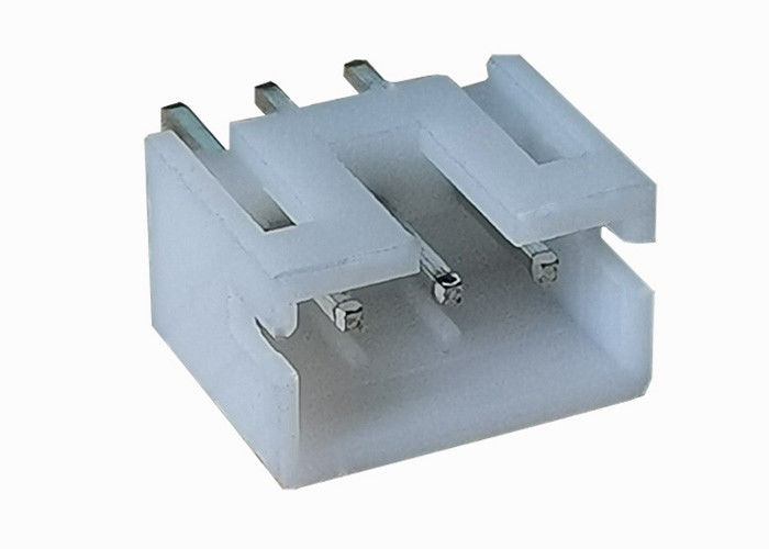 2,0 milímetros de la echada del conector de ángulo recto PA6T del jefe de material de aislador femenino