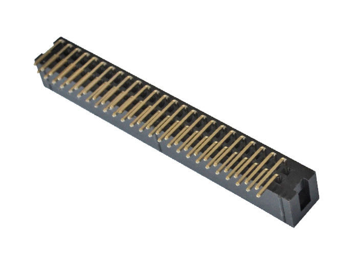 Jefe encajonado del Pin de la echada 50 del PWB del grado de ángulo recto 2.54m m del conector 90