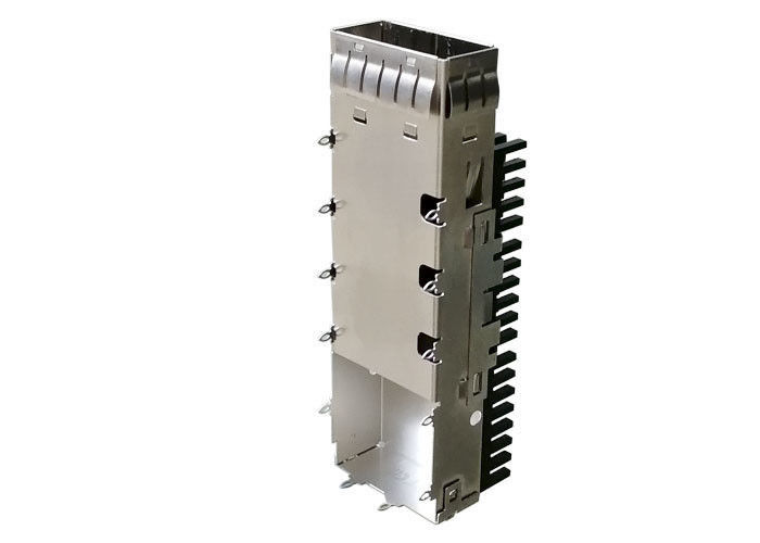 La EMI tabula la sola jaula del puerto SFP28 18,75 milímetros para el conector QSFP28