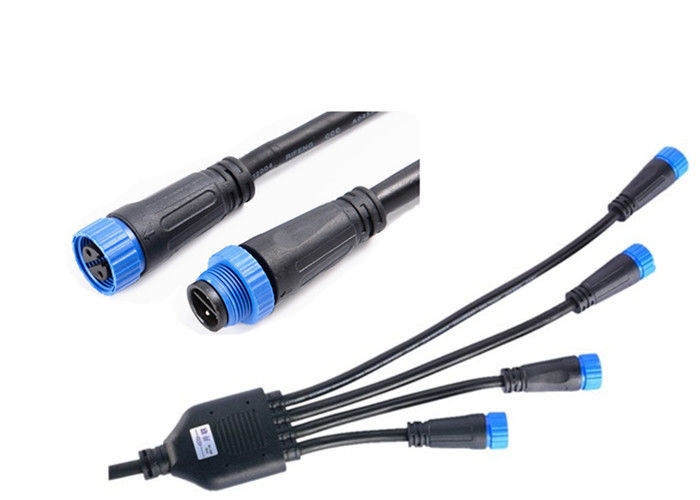 4 Pin hembra-varón al aire libre de los conectores de cable de la iluminación de la forma de la manera Y 2 para el equipo del LED